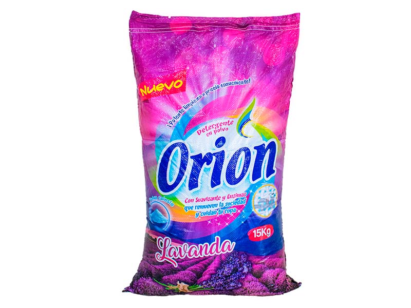 Detergente en la marca orion en saco sobre fondo blanco